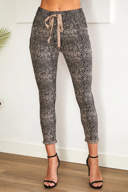 The Snake Crinkle Jogger